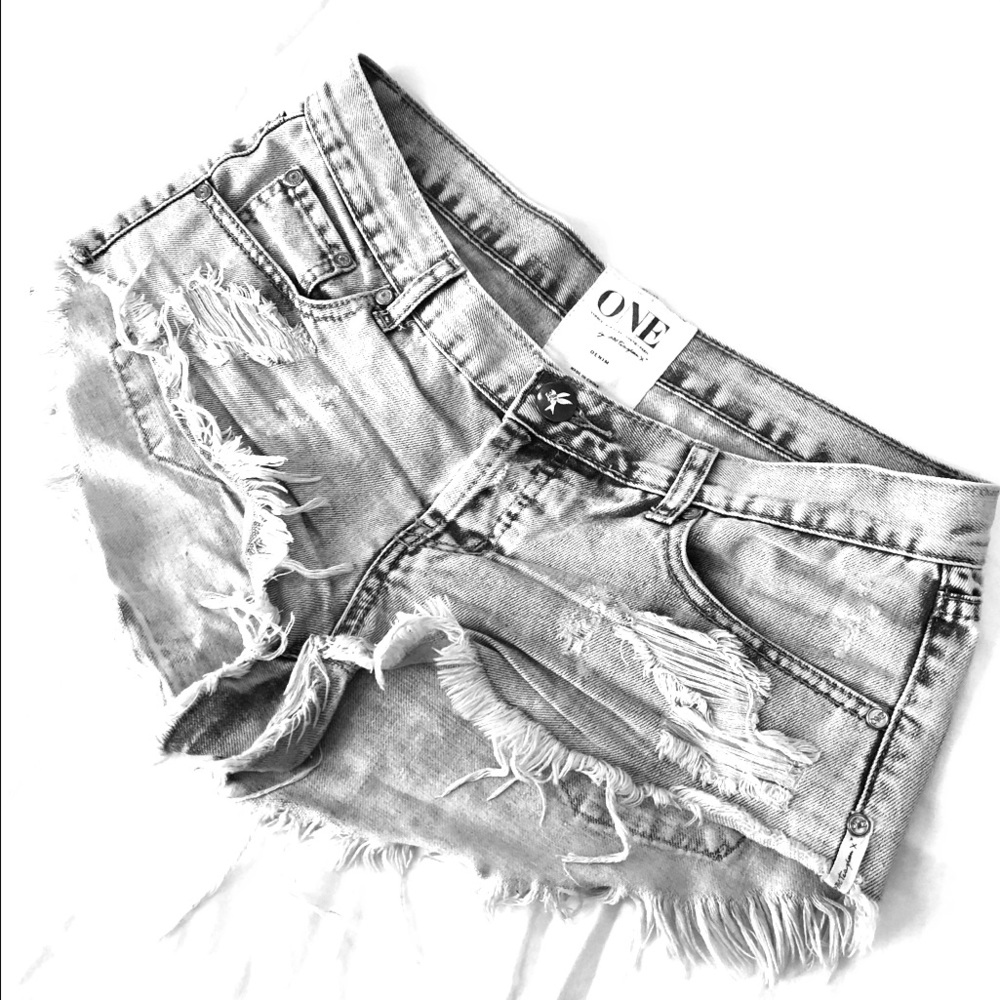 One Teaspoon ‘Bonitas’